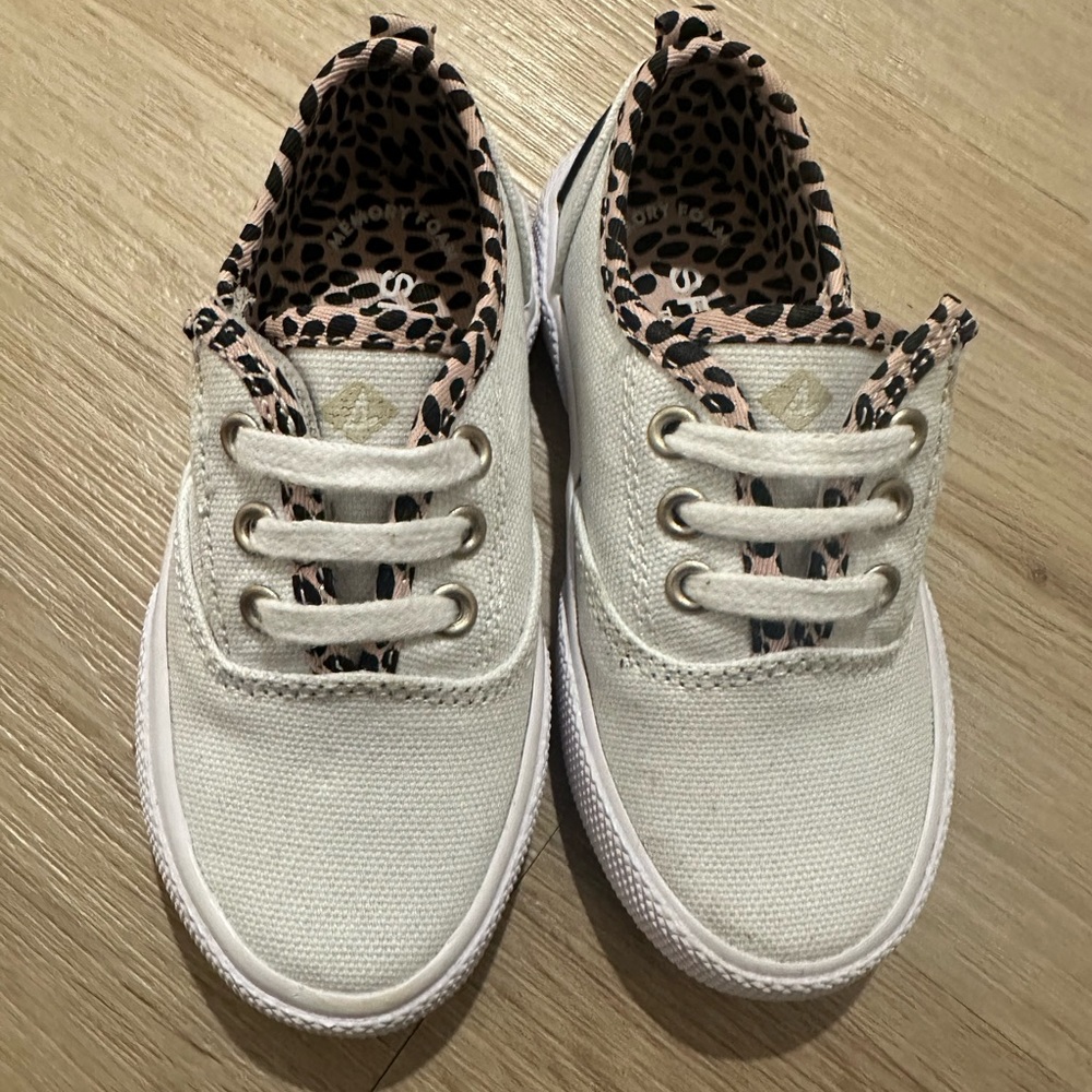 Little girls sperry shoes